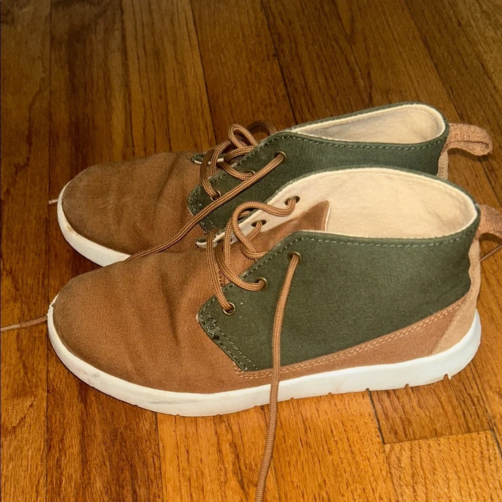 Kids UGG Chukka Boots - Brown & Olive Green Canvas with White Soles